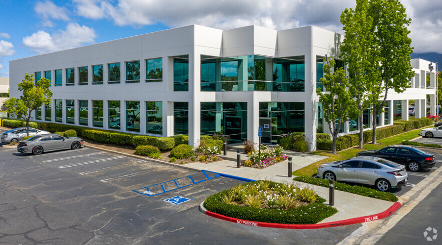Anaheim Hills clinic pic 2